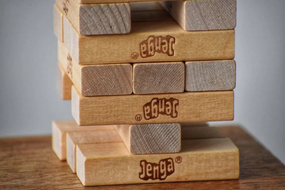 Stack houses sky-high—test your skill in Tower Builder and collect coins! illustration